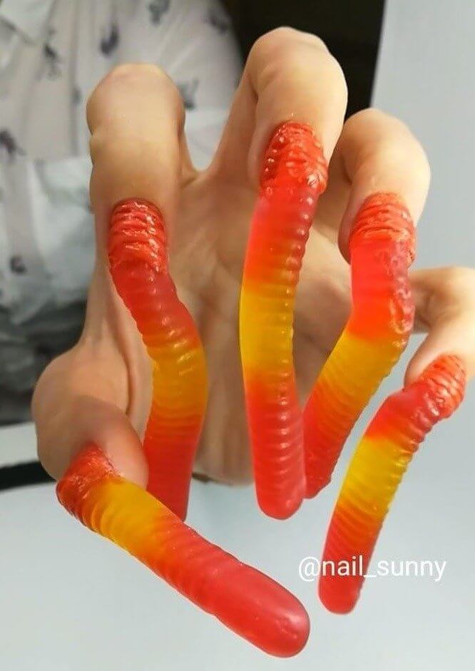 Gummy Worm Tips For a Quick Snack