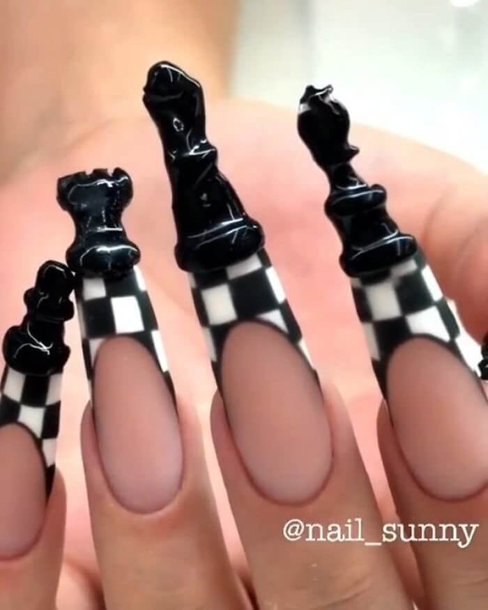 A Good Look For Chess Fans