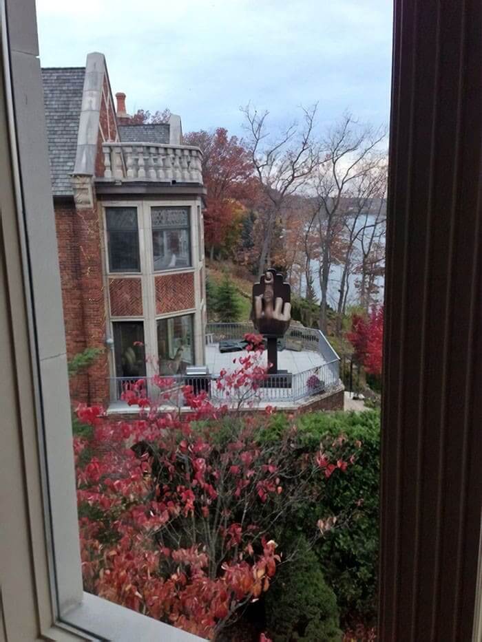 This Man Bought A House Next To His Ex And Installed An Interesting Statue