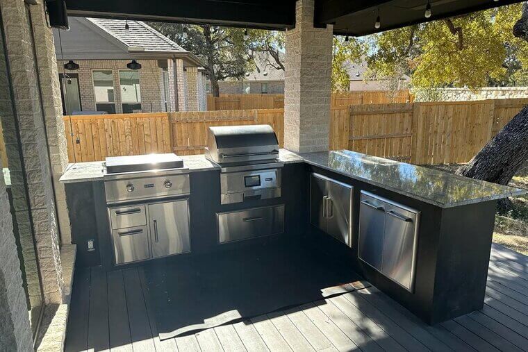 Outdoor Kitchens