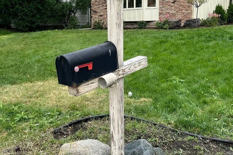 Mailboxes and Posts