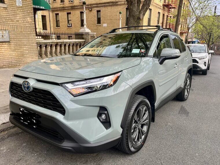 ​Toyota RAV4 Hybrid