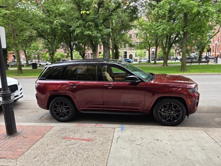 ​Jeep Grand Cherokee