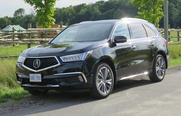 The Acura MDX Is a Practical Luxury Deal