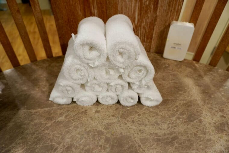 Use Decorative Towel Displays