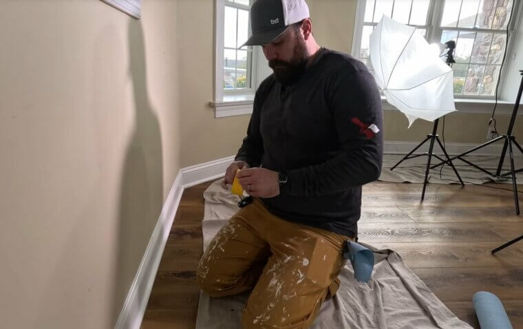 Paint Trim and Baseboards White