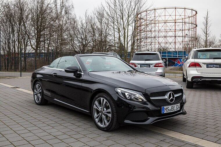 Hate: Mercedes-Benz C-Class
