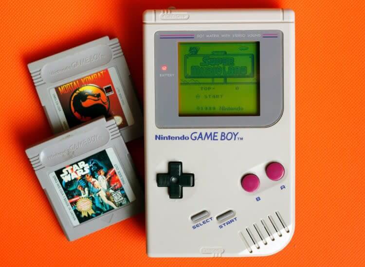 '90s Nintendo Gameboy