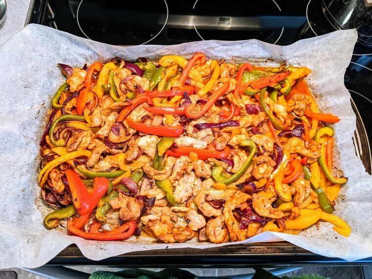 Sheet-Pan Chicken Fajita Bowls