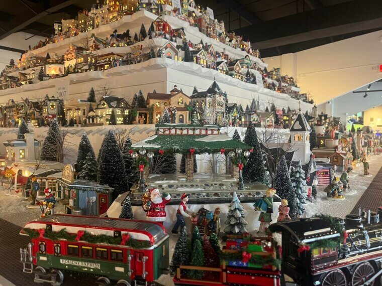 Department 56 Villages Now Prized by Collectors