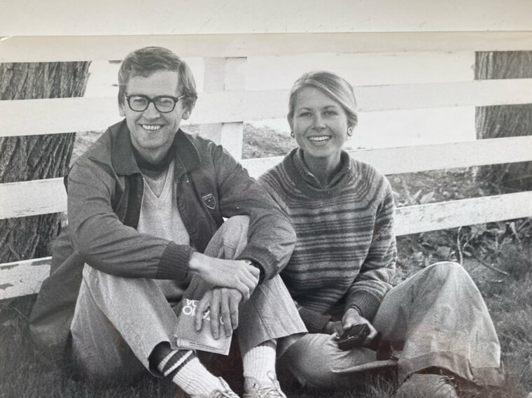 Hitching a Ride With Friends and Neighbours