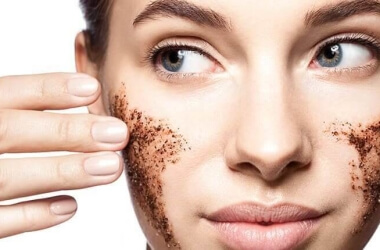 5 Amazing Homemade Facial Scrubs