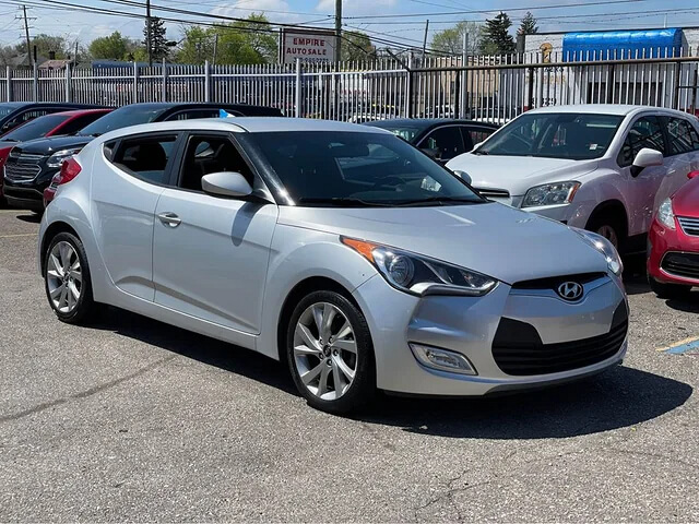2017 Hyundai Veloster - $1,700