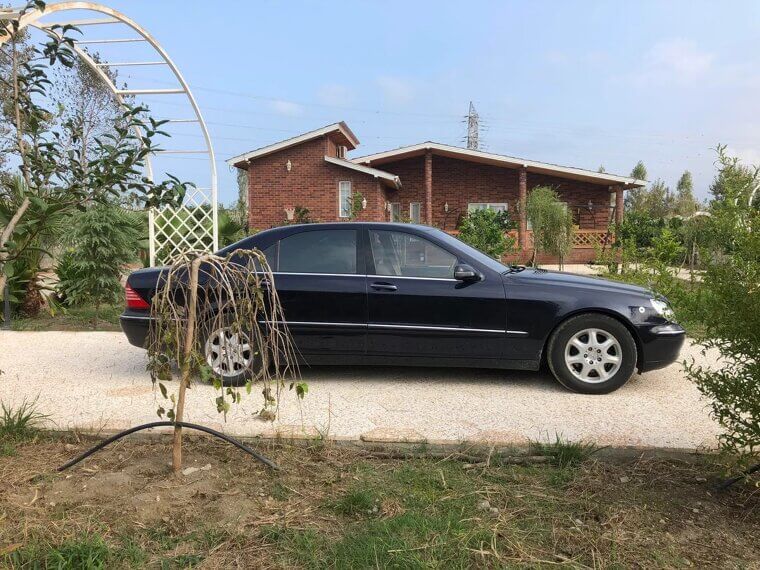 Mercedes-Benz S-Class (W220)