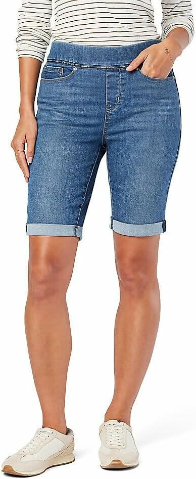 Flattering Levi's Shaping Bermuda Shorts for Effortless Style 