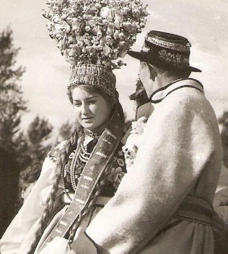 Ceremonial Polish Flower Caps