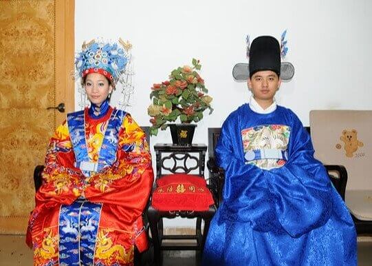 Chinese Weddings Include A "Good Luck Woman" Who Goes Home With the Couple