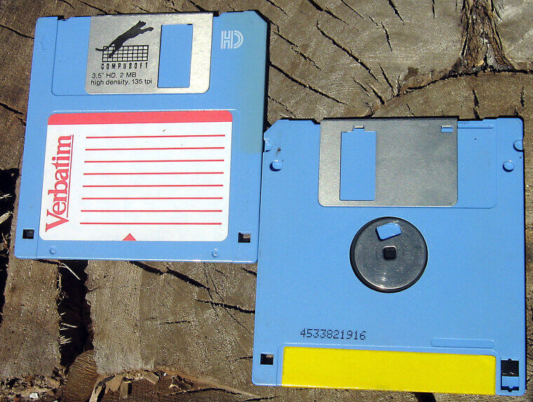 Obsolete Software and Floppy Disks: The $1,500 Digital Time Capsule