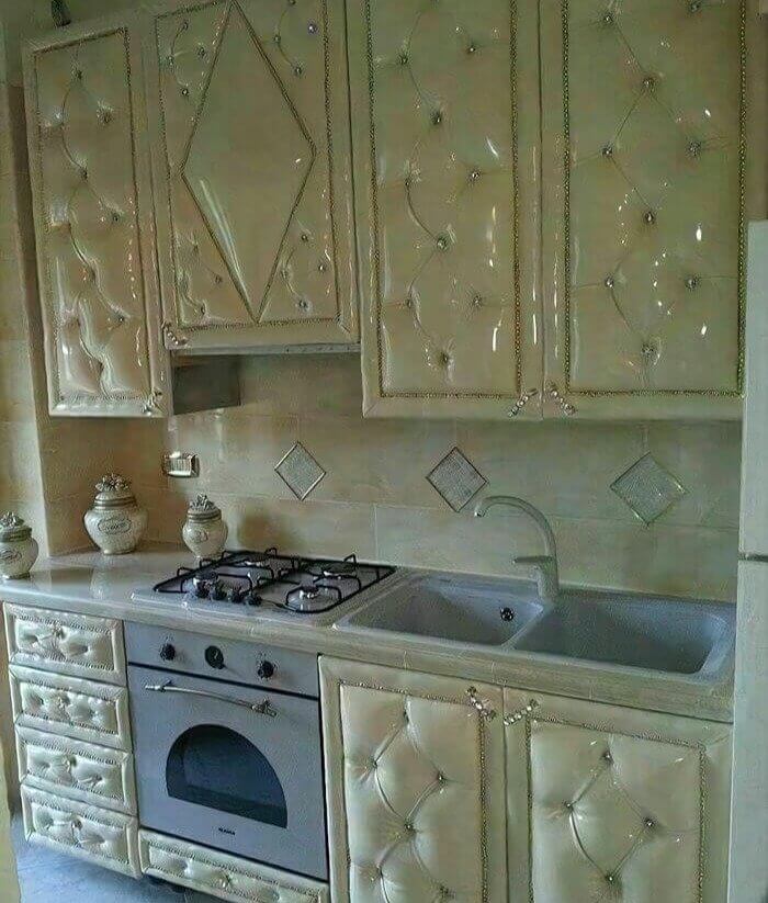 A Paddled Cream Kitchen