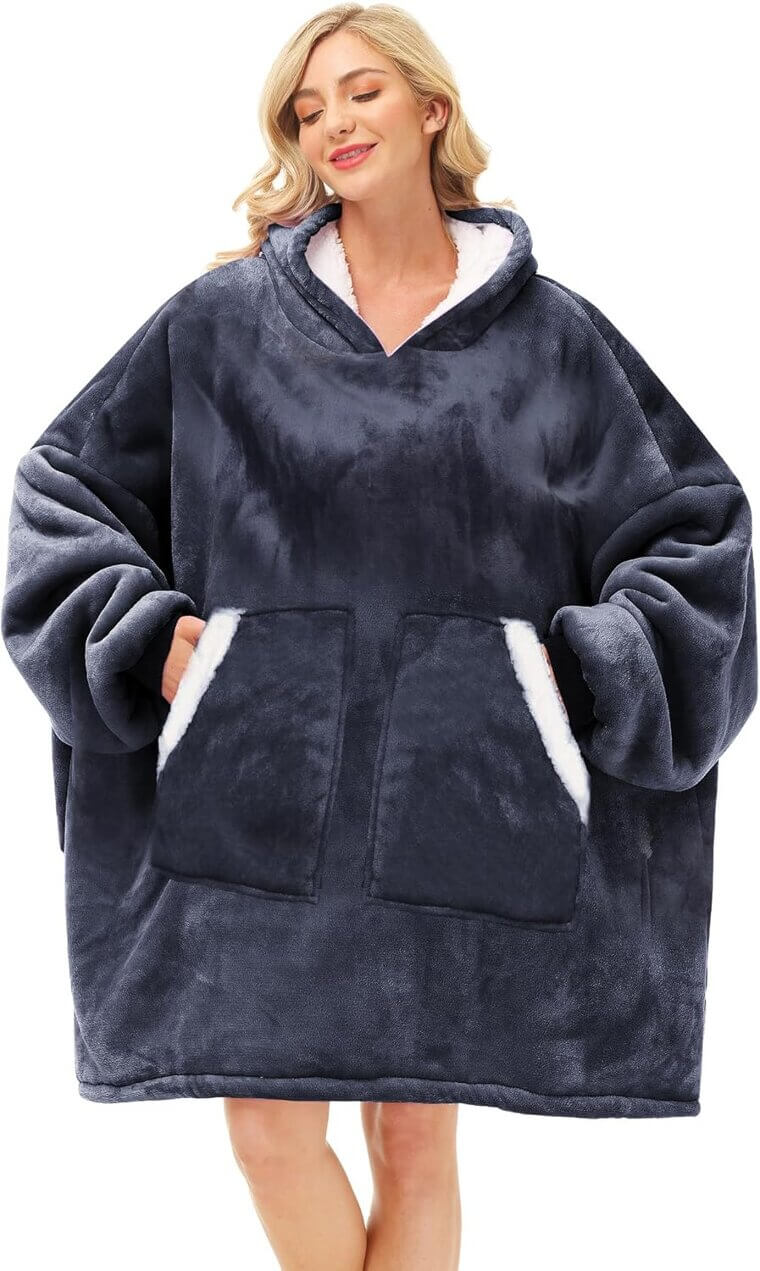 Cozy Blanket Hoodie for Ultimate Comfort - Perfect Gift for Everyone - Now 10% Off!