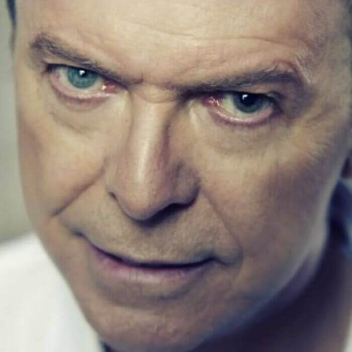 David Bowie Has One Permanently Dilated Pupil