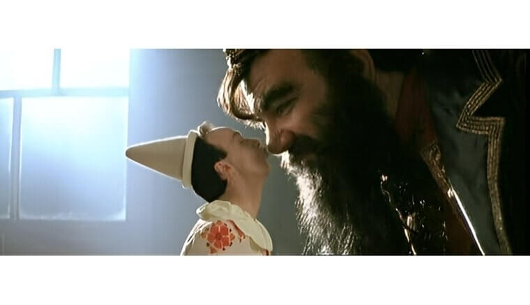 Roberto Benigni in "Pinocchio" - Killed His Career