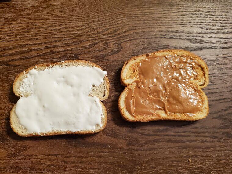 Peanut Butter and Marshmallow Sandwiches