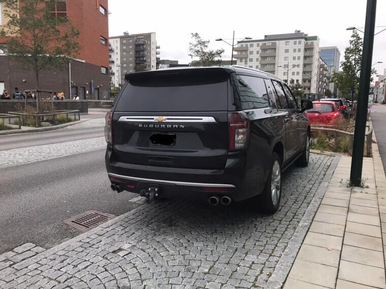 Chevrolet Suburban High Country