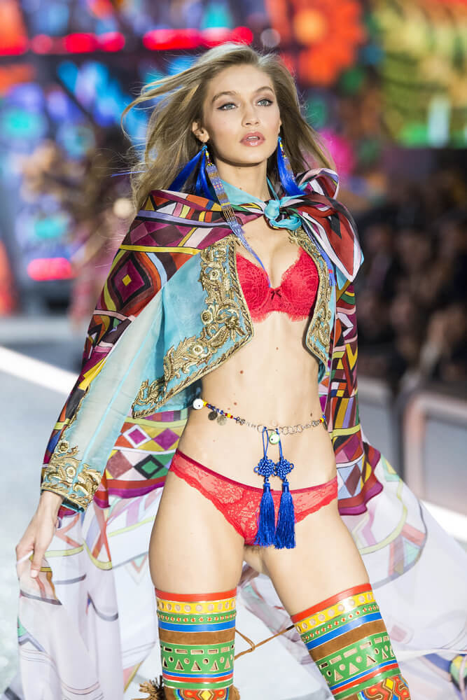 Gigi Hadid Can Connect The Dots With Her Beauty Marks