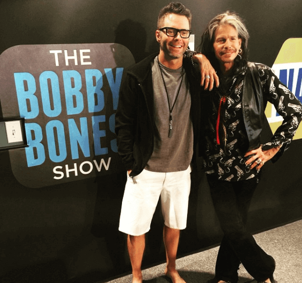 Steven Tyler's Got Some Funky Looking Toes