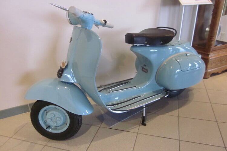 1960s: Piaggio Vespa Allstate Cruisaire