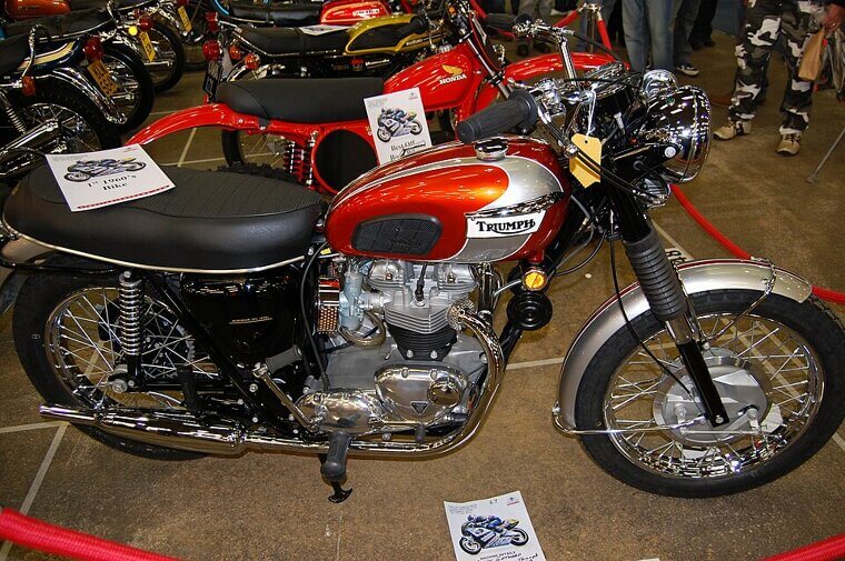 1960s: Triumph Bonneville T120