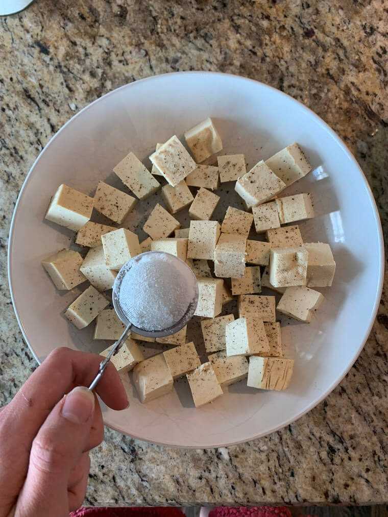 Tea Ball Infuser: Dusting Powdered Sugar Over Baked Goods