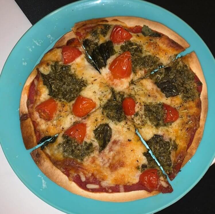 Vergiss den Pizzateig - mach leckere selbstgemachte Pizza auf einer Tortilla