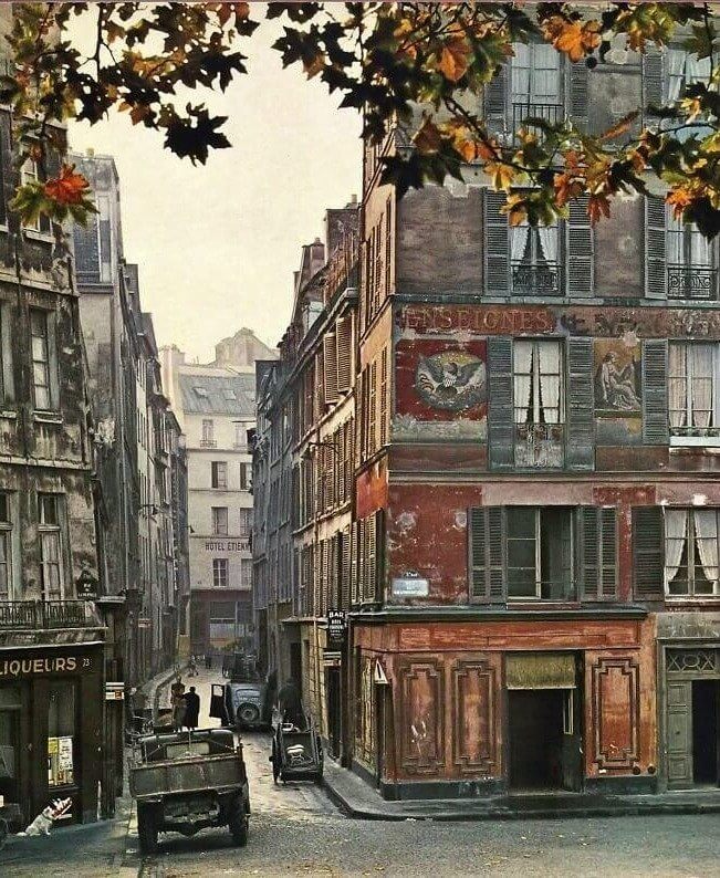 Вот как выглядит индустриальный Париж