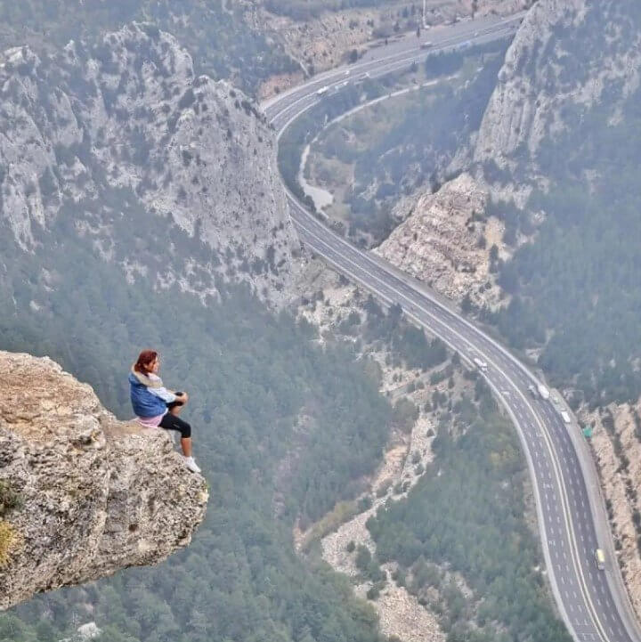 The Ultimate Cliff Hanger