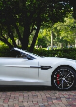 Once-Iconic Car Brands That No Longer Turn Heads