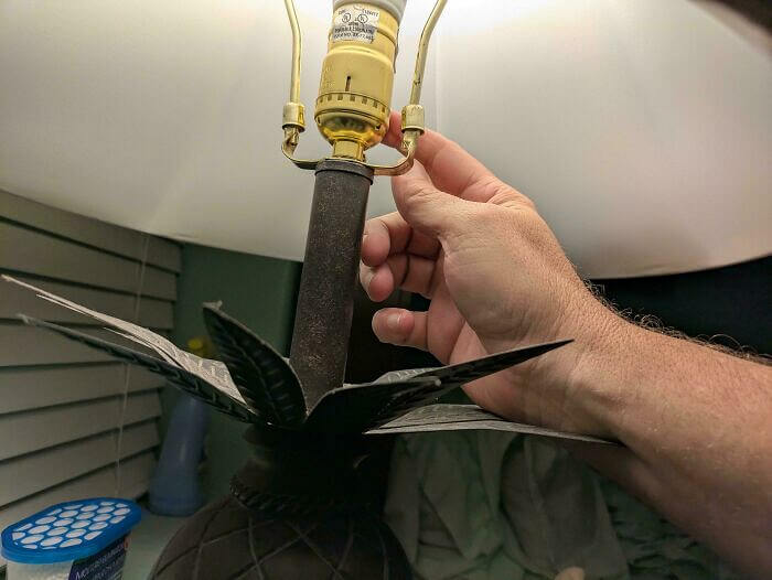 Confusing Pineapple Lamp Design - Turn on and off at Your Own Risk