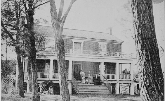 Historic Neighbors: Famous Landmarks You Can Actually Live Next Door To