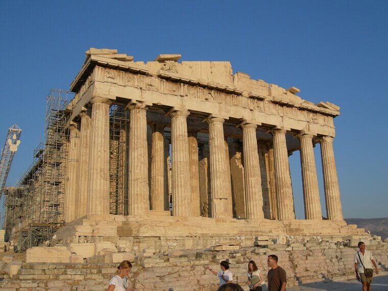 The Neighbors of the Parthenon: Life in the Plaka