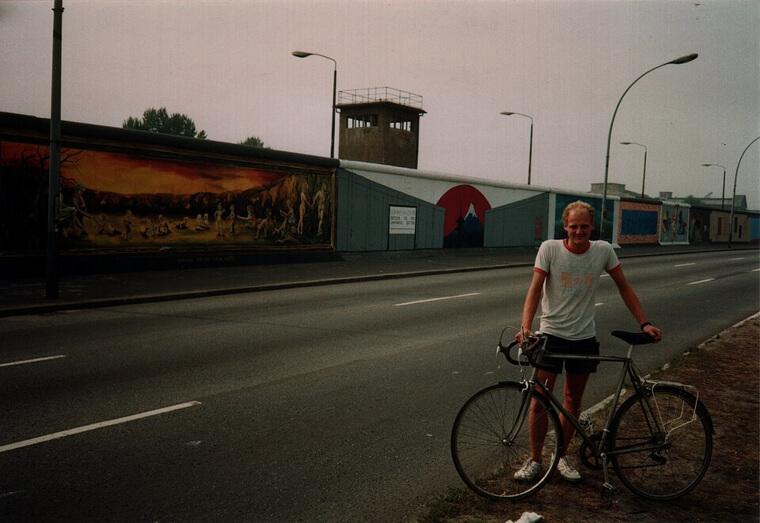 The Neighbors of the Berlin Wall: Living Along the East Side Gallery
