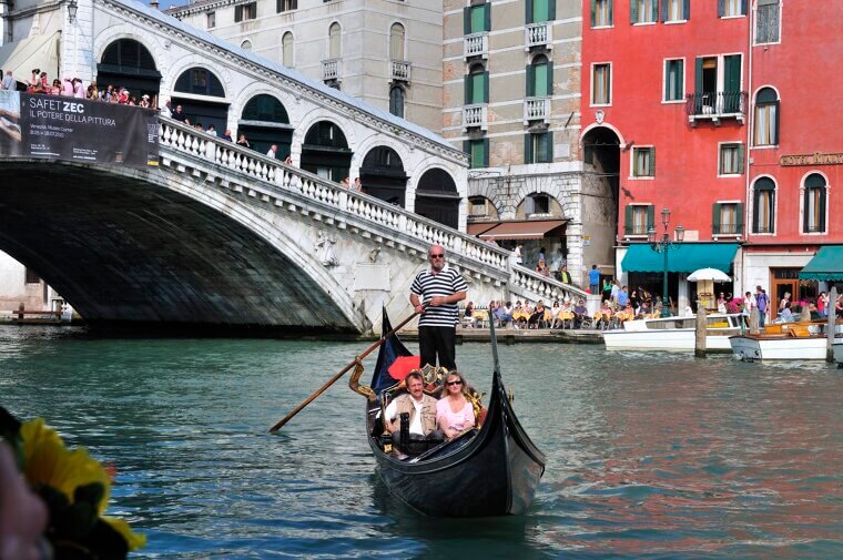 The Residents of the Venice Canals: Living in a Floating Museum