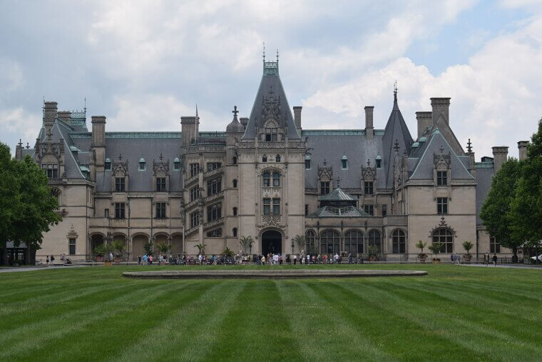 The Neighbors of Biltmore Estate: Asheville’s Regal Residents