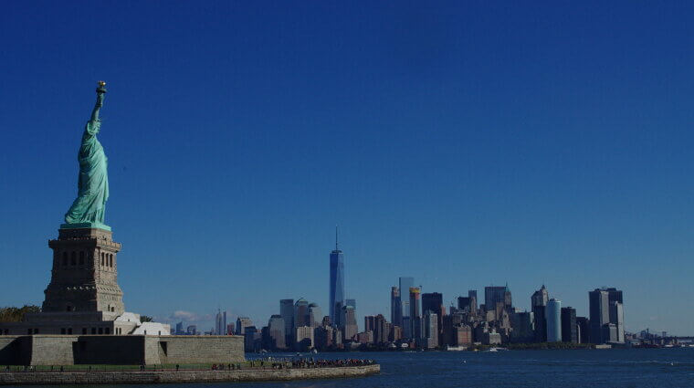The Neighbors of the Statue of Liberty: Life in Battery Park City