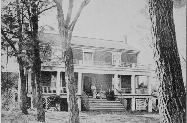 Historic Neighbors: Famous Landmarks You Can Actually Live Next Door To