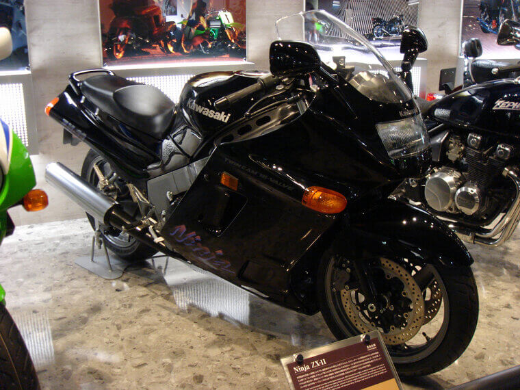 Kawasaki Ninja ZX-11 (1990)