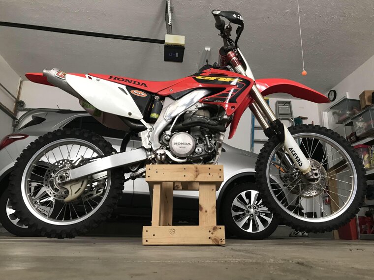 Honda CRF450R (2002)