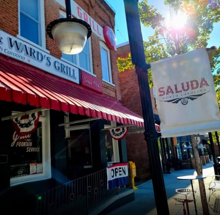Ward's Grill - Saluda, NC