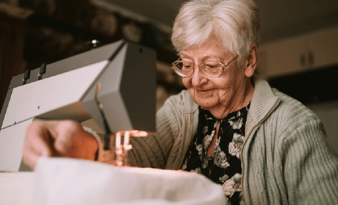 Las abuelas comparten sus consejos para que el día a día sea más fácil y barato