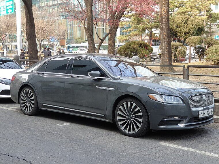 Lincoln Continental Black Label (2017–2020)